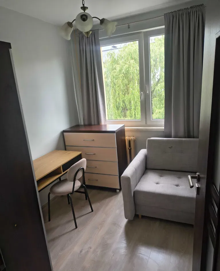 Wynajmę mały pokój na osiedlu Podwawelskim blisko centrum