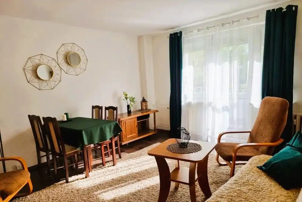 Poznań, os. Wichrowe Wzgórze - 2 pokoje z kuchnią z oknem