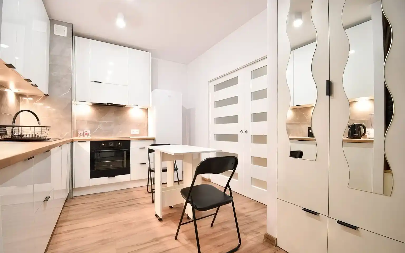 2-pok. 44m², Al. Wiśniowa, Krzyki, nowe budownictwo, garaż, winda - zdjęcie 5