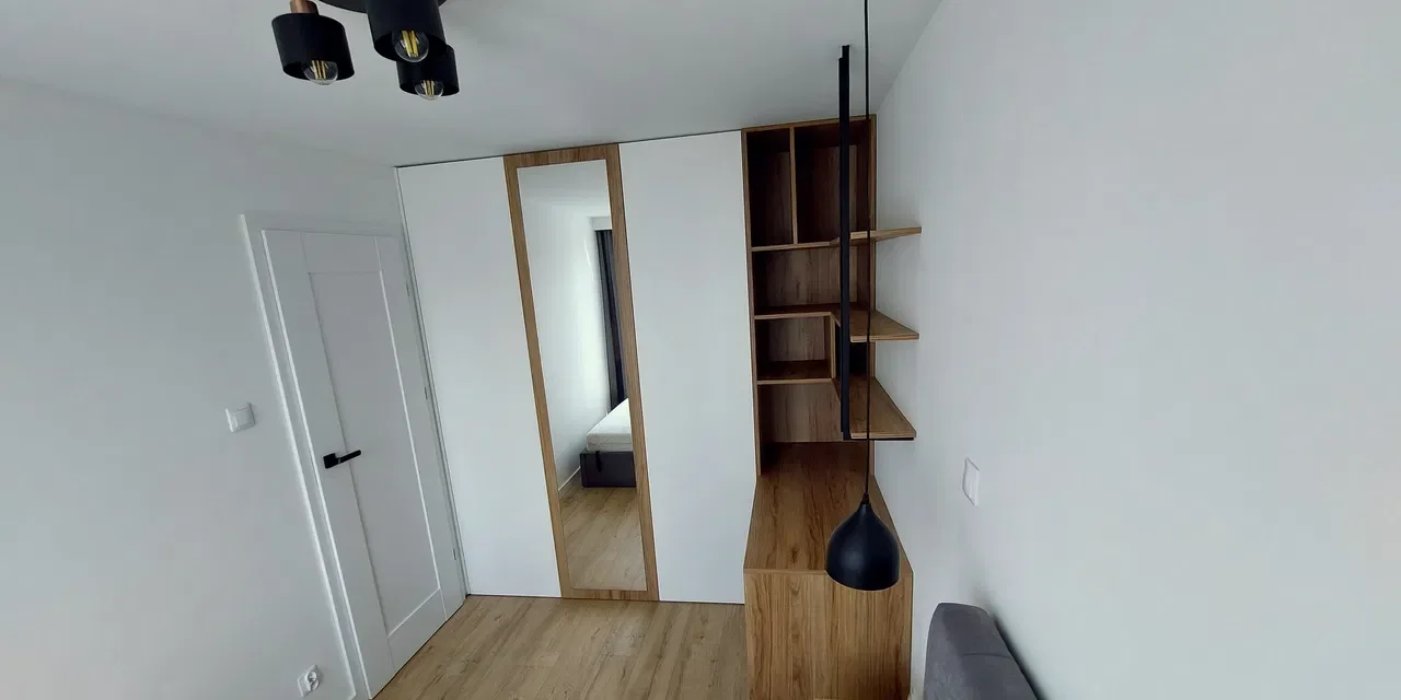 Wynajem 2-pokojowego mieszkania z balkonem i klimatyzacją - zdjęcie 9