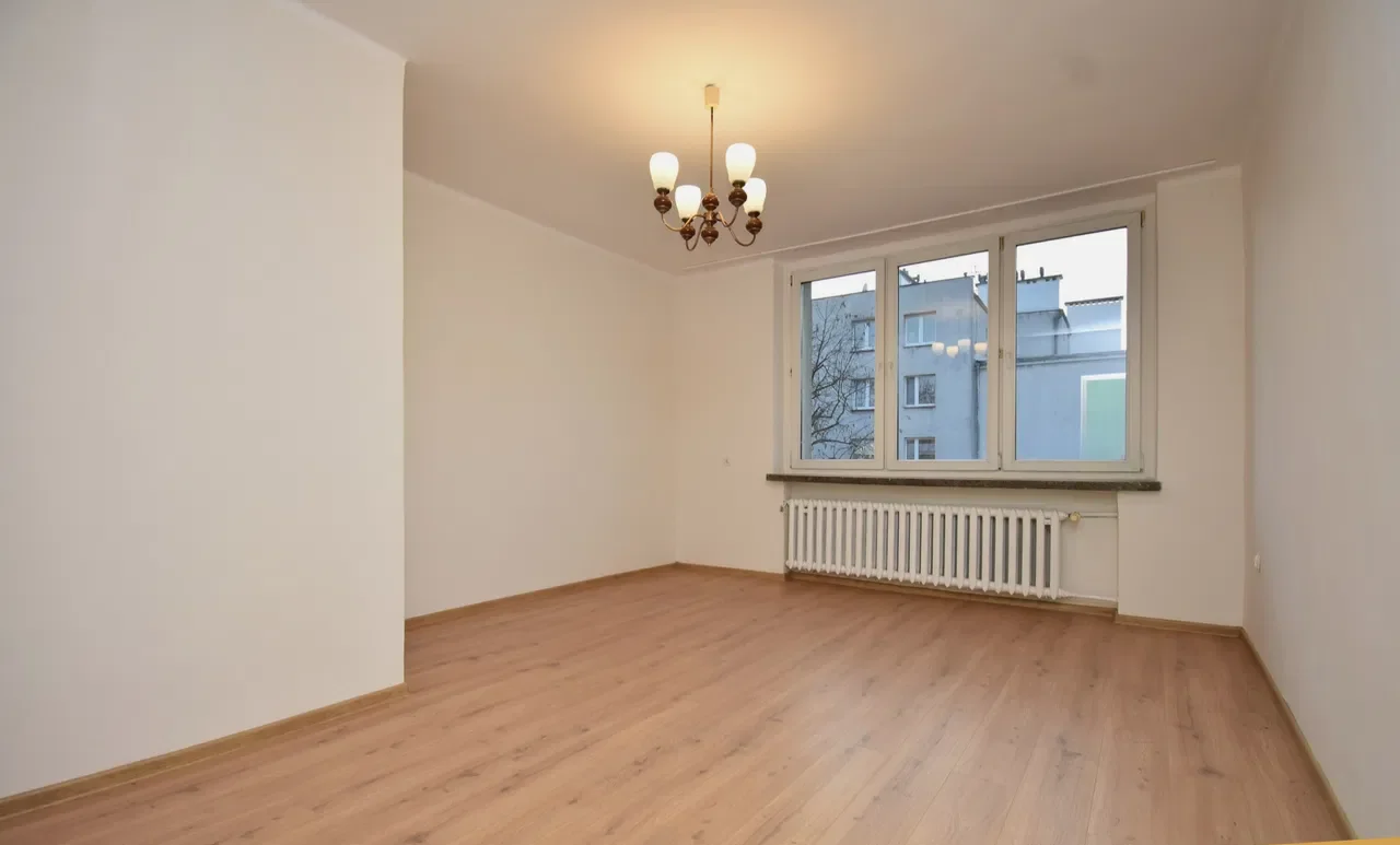 Dwupokojowe mieszkanie na wynajem w centrum Tarnowskich Gór - zdjęcie 4
