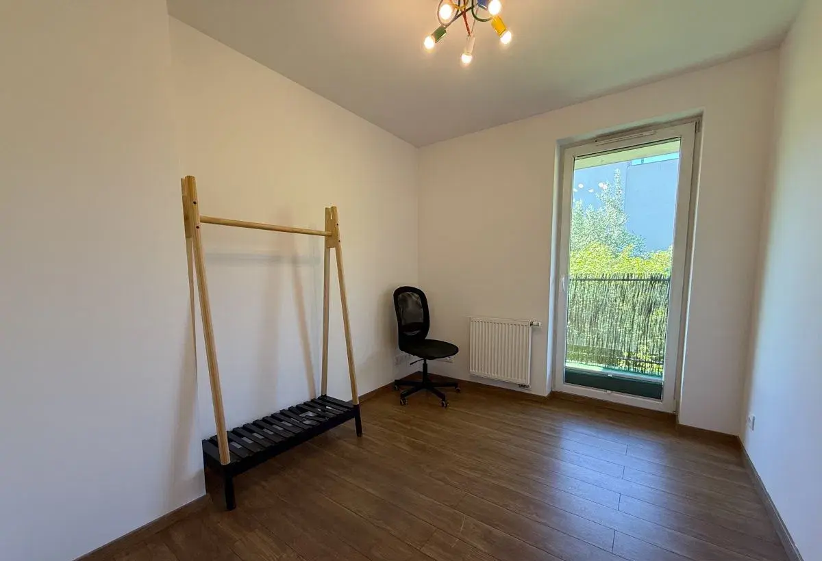 Zamknięte osiedle, dwa balkony - zdjęcie 5