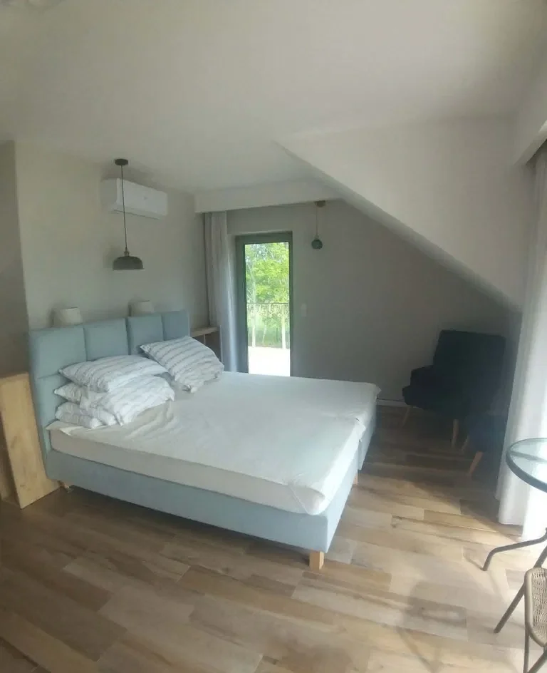 Dom z sauną, jacuzzi. Duży ogród, widok na Jeziorak - pierwsza linia. - zdjęcie 7