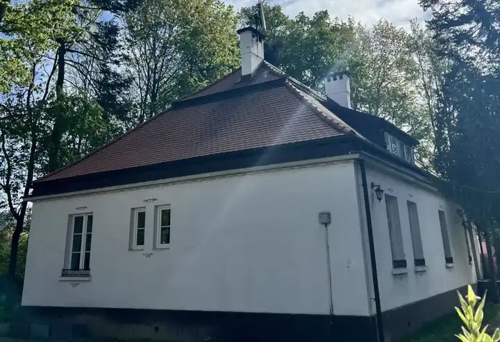 Idealna nieruchomość na siedzibę firmy przy parku - zdjęcie 2