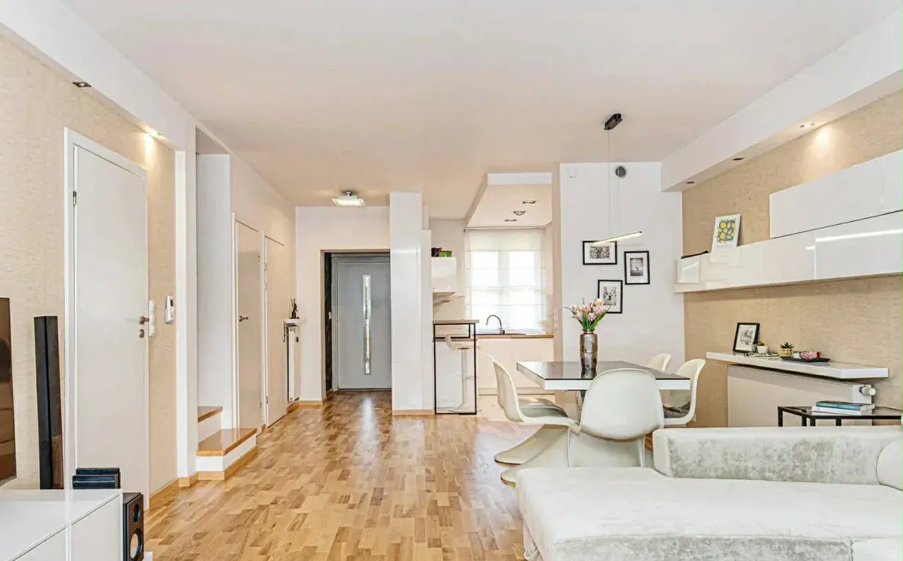 Dom 124 m² | 4 pokoje | taras, 2 balkony, garderoba | blisko lasu - zdjęcie 5