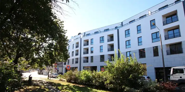 KOMFORTOWA kawalerka w Centrum Jeżyc - zdjęcie 8