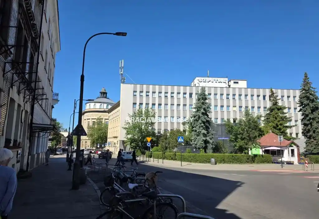 Do wynajęcia od zaraz funkcjonalna kawalerka - zdjęcie 2