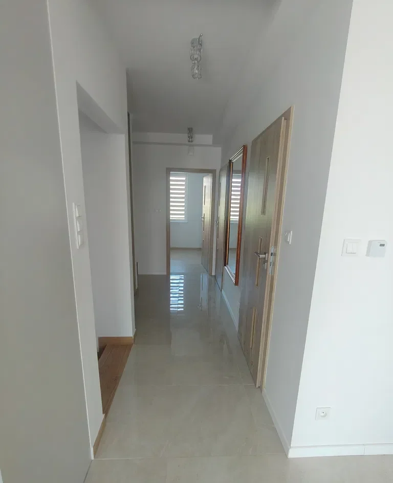 Mieszkanie 110 m² na wynajem Rocha - zdjęcie 3