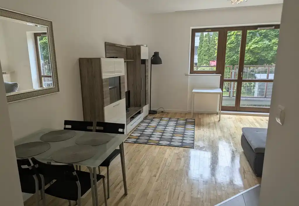 Do wynajęcia kawalerka 38 m² z ogródkiem – Sarmacka 13, parter - zdjęcie 10