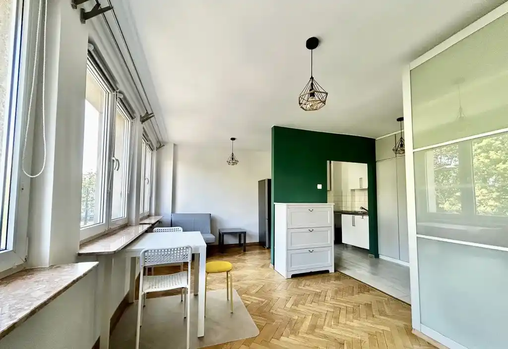 Komfortowa kawalerka w prestiżowej lokalizacji przy Łazienkach |Szucha