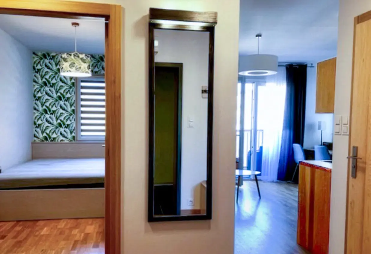 Klimatyczna kawalerka 36 m² z balkonem we Wrocławiu - zdjęcie 2