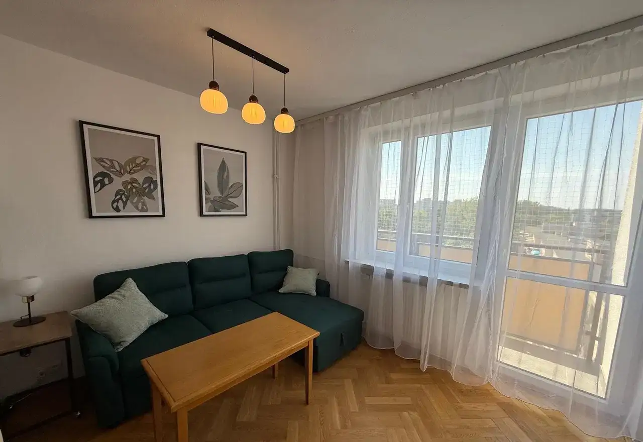 Rakowiec (Ochota) - dwupokojowe mieszkanie z balkonem  38,6 m2 - zdjęcie 2