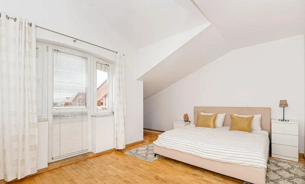 Dom 124 m² | 4 pokoje | taras, 2 balkony, garderoba | blisko lasu - zdjęcie 7