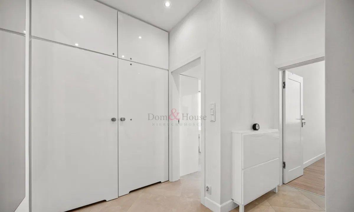 2-pokojowe mieszkanie, tuż po remoncie, nowy blok, parter, duży balkon, Międzyrzecz - zdjęcie 4