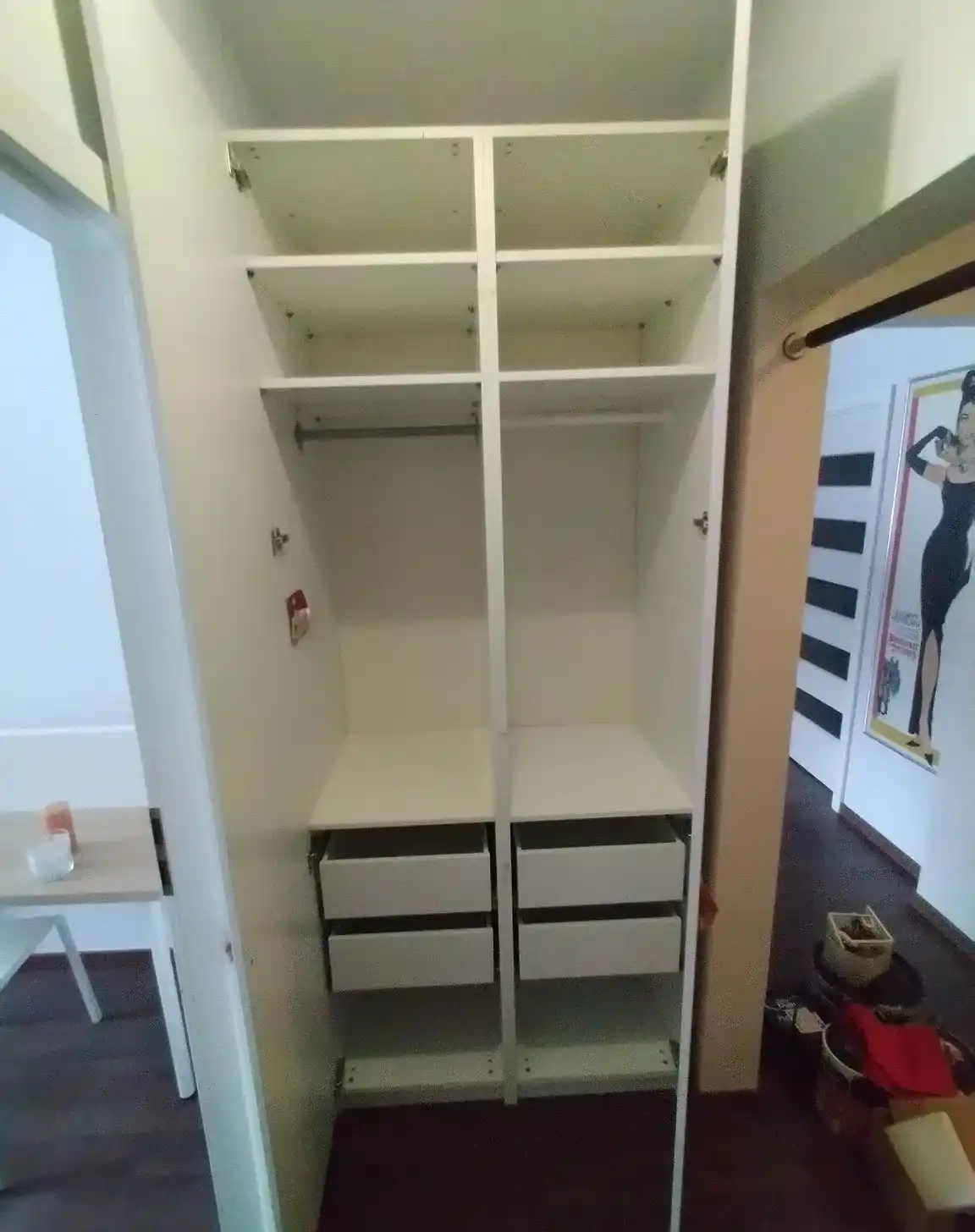 Pokój dla studenta 9 m² + duża zamykana szafa na korytarzu - zdjęcie 8