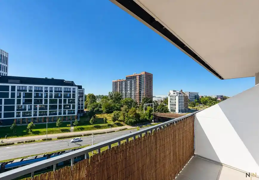 Nowoczesna kawalerka 25m² z balkonem we Wrocławiu przy ul. Przedmiejskiej - zdjęcie 6