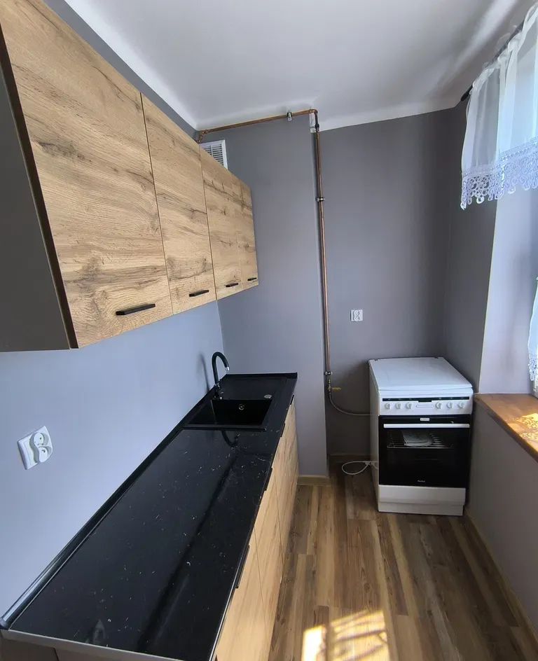 Zadbane przestronne w świetnej lokalizacji - zdjęcie 6