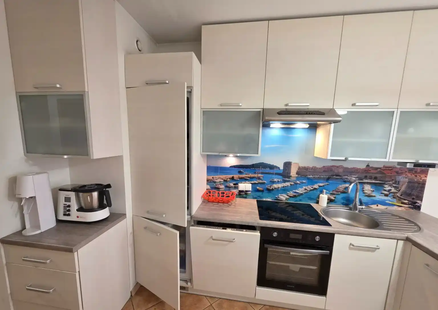 3-pokojowe mieszkanie do wynajęcia, al. Stanów Zjednoczonych, Warszawa - zdjęcie 9