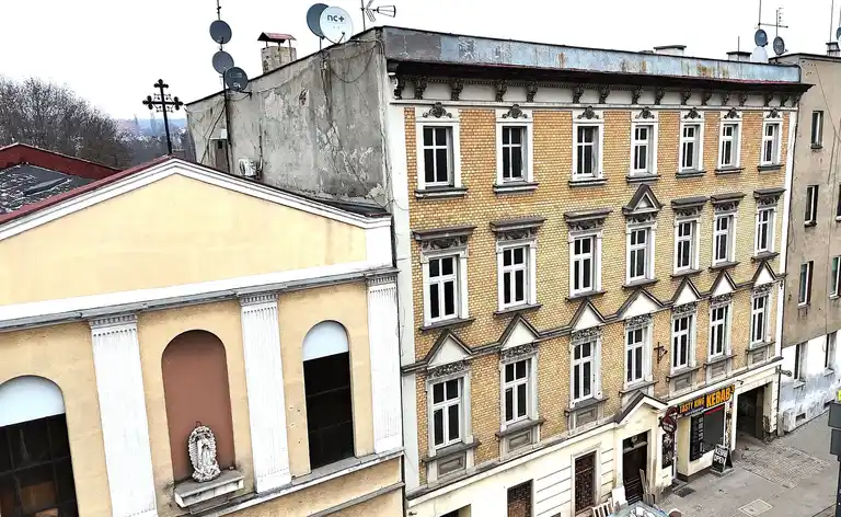 Studio w odrestaurowanej kamienicy w Chorzowie, ul. 3 Maja - zdjęcie 9