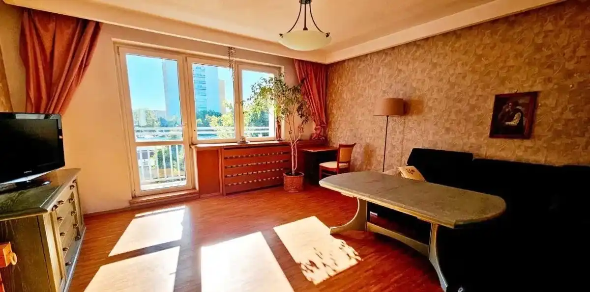 74,5m2 Przestrzeni z Balkonem i Gabinetem |
