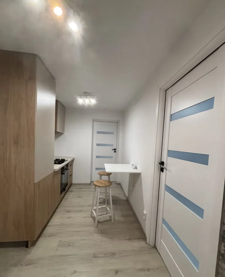 3 niezależne pokoje, mieszkanie 58m2 z parkingiem, Stare Miasto PL/ENG - zdjęcie 10
