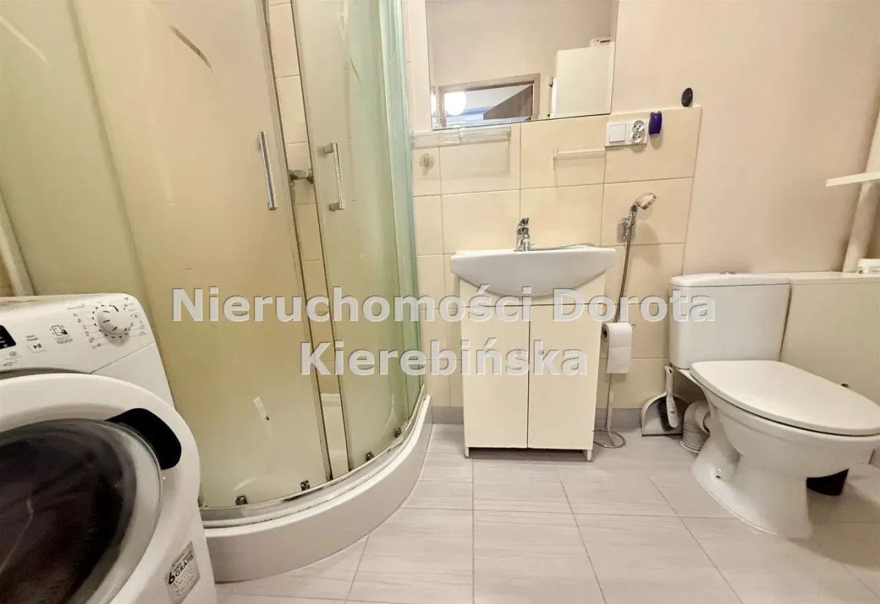Kawalerka w samym sercu Tomaszowa na Pl.Kościuszki - zdjęcie 3