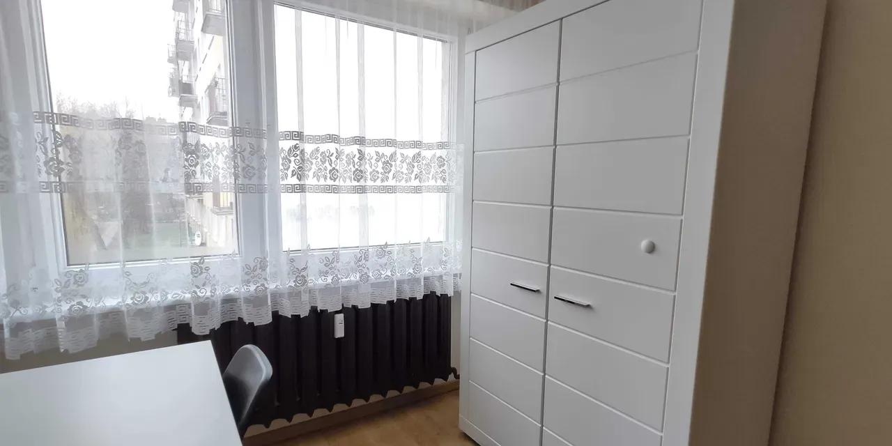 Do wynajęcia nowoczesny pokój 1 os. przy starówce ul. Smętka - zdjęcie 4