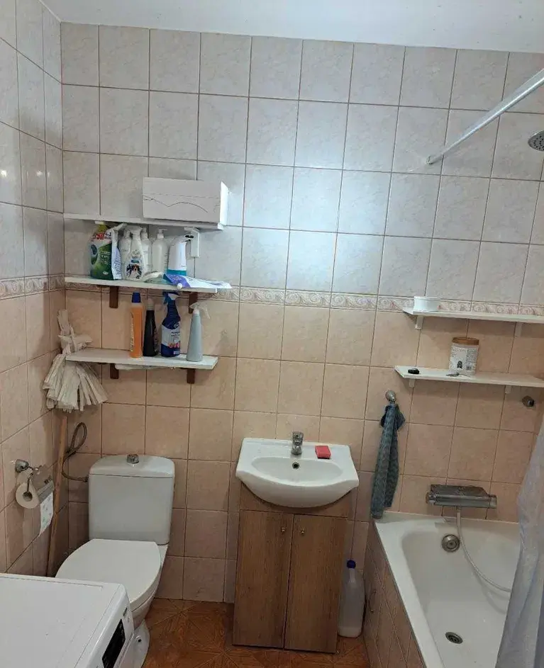 Wynajmę mieszkanie bezczynszowe 2 pokoje i kuchnia 48 m² ogródek, duży balkon i garaż - zdjęcie 4