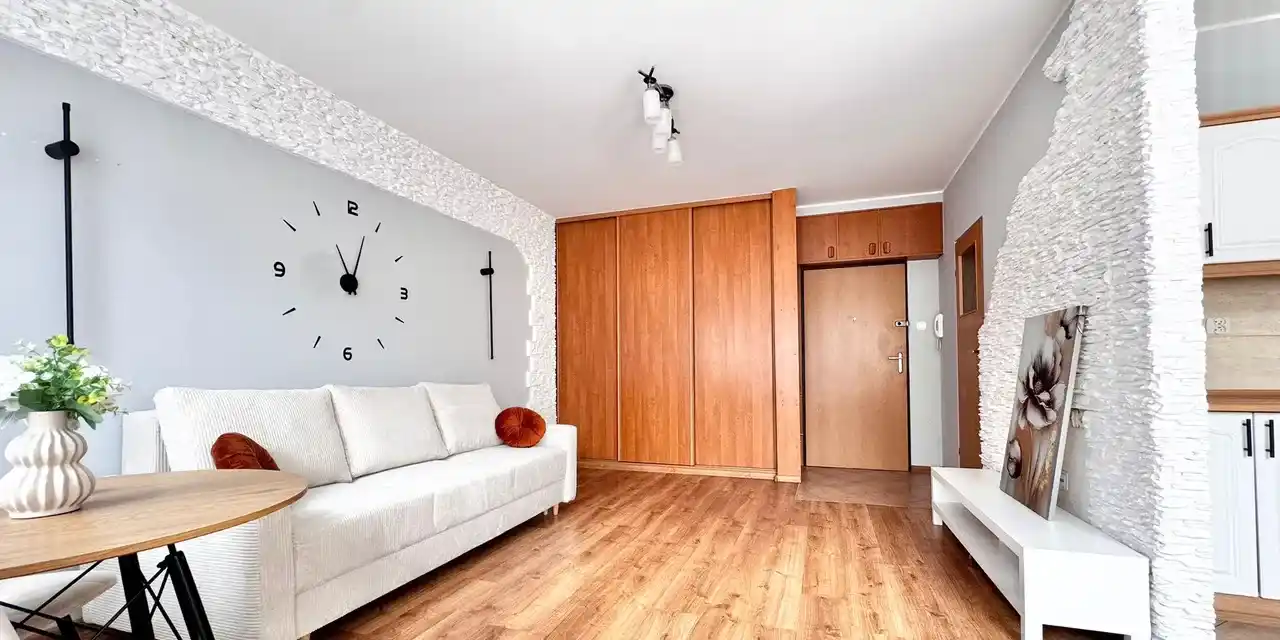 1 pokój | 30 m2 | 1 piętro | blok | cegła | plastikowe okna | miejskie ogrzewanie | 1590 zł + czynsz 600 zł + prąd 150 zł - zdjęcie 5