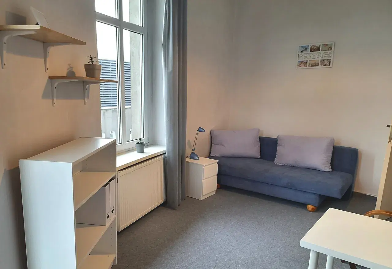 Pokój w mieszkaniu 3-pokojowym, centrum miasta