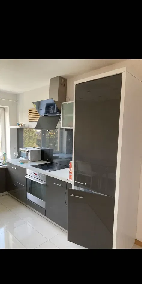 Pokój jednoosobowy z balkonem w mieszkaniu 3-pokojowym - zdjęcie 6