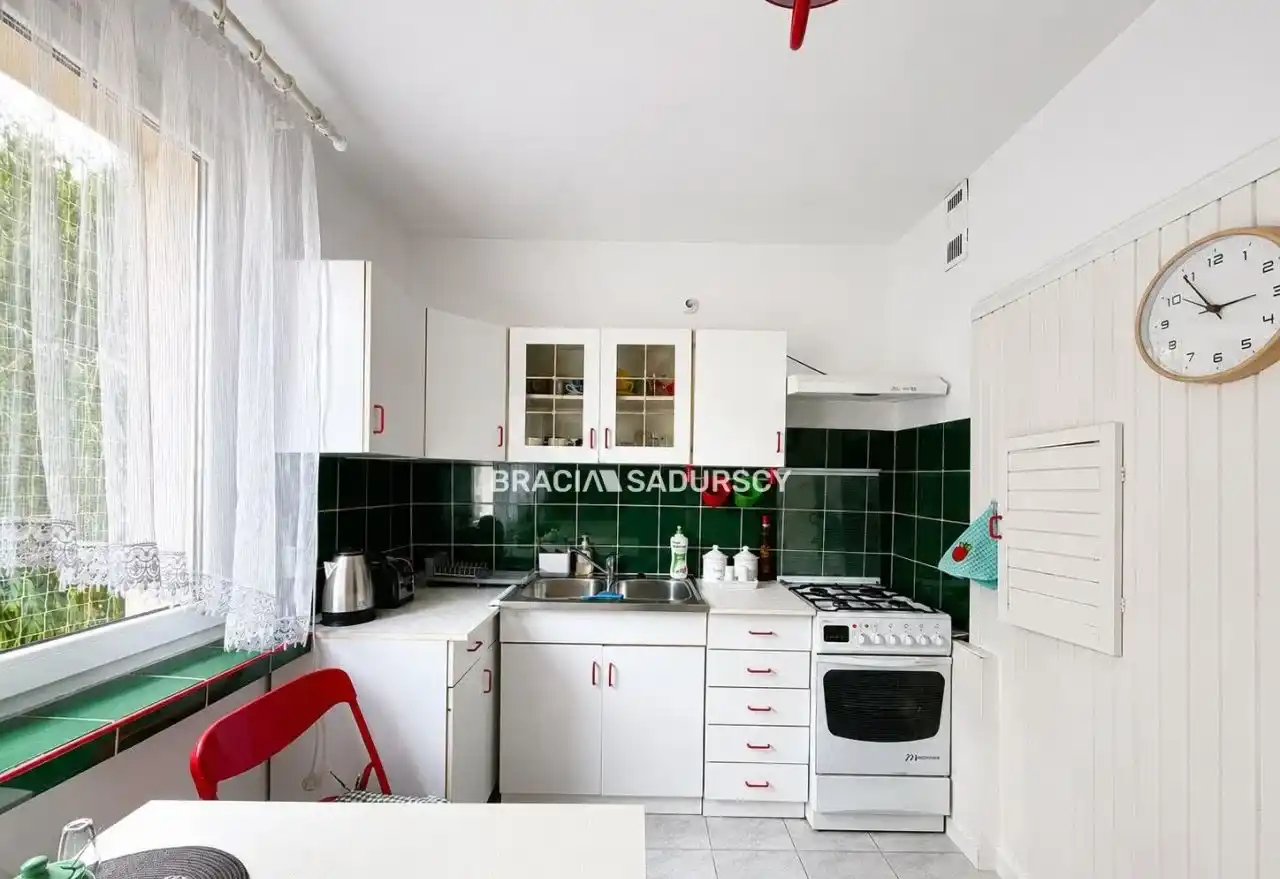 Kawalerka z osobną kuchnią, 37 m², balkon - zdjęcie 8