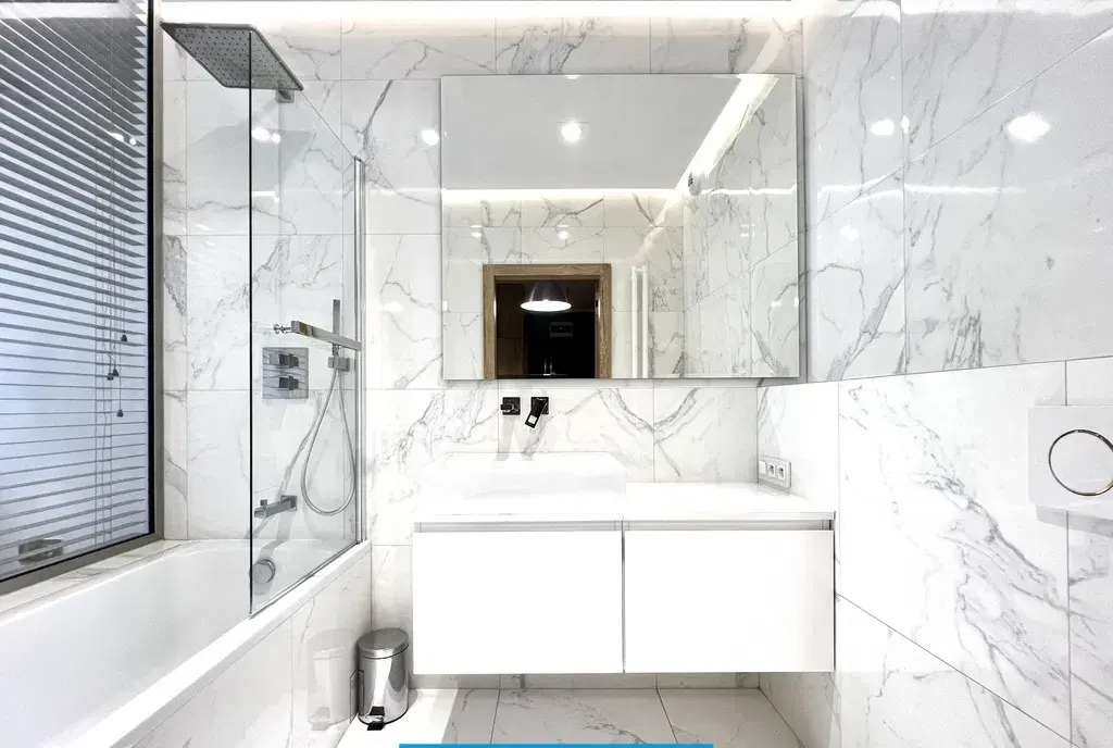 Apartament z widokiem na Wisłę w sercu starówki! - zdjęcie 9