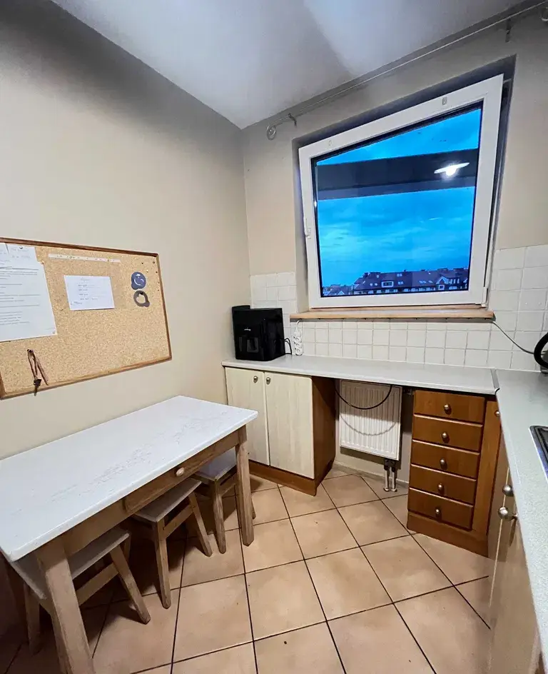 Pokój 18 m² z balkonem we Wrocławiu - zdjęcie 4