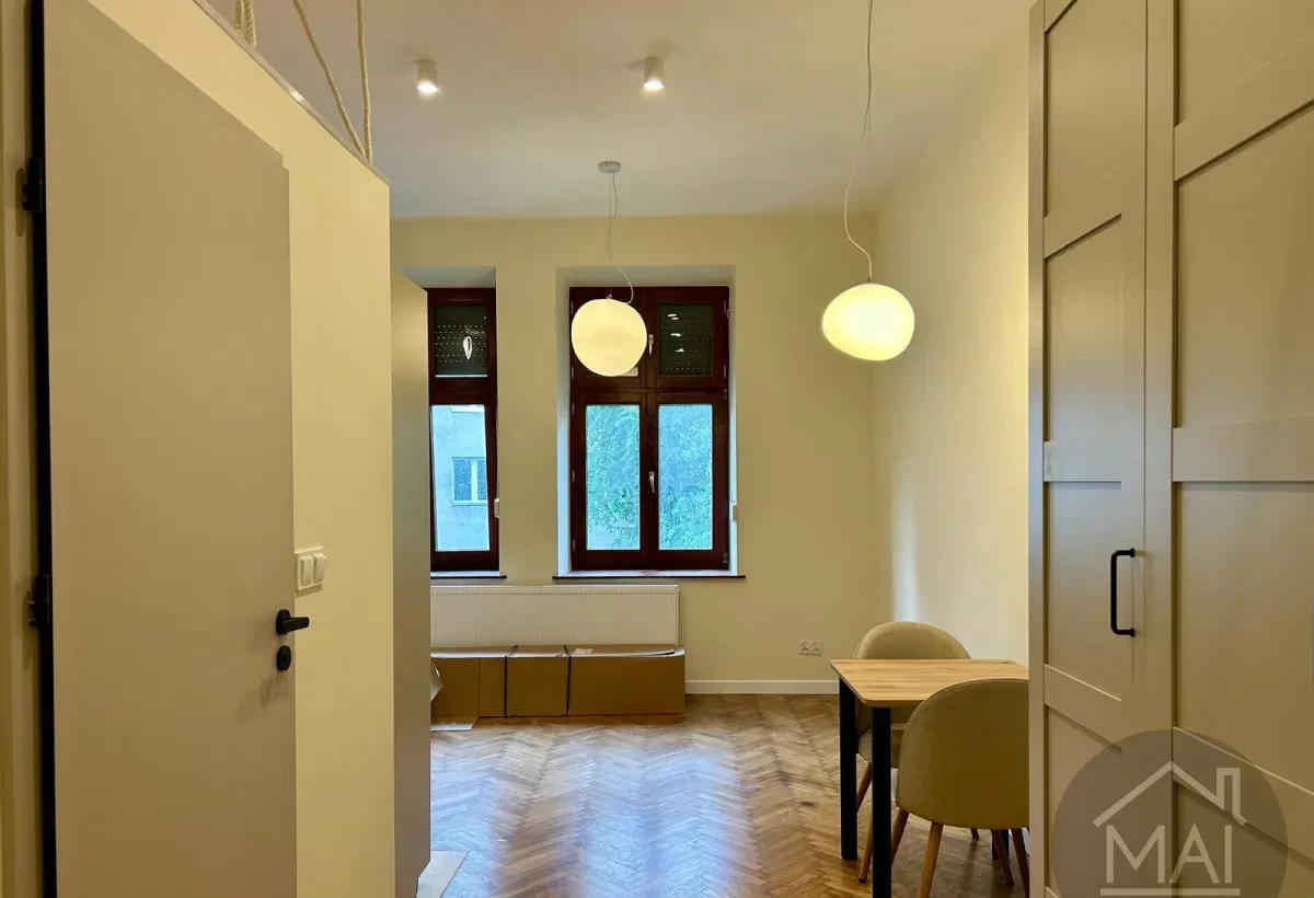 Studio z antresolą w Krakowie (Podgórze) - zdjęcie 3