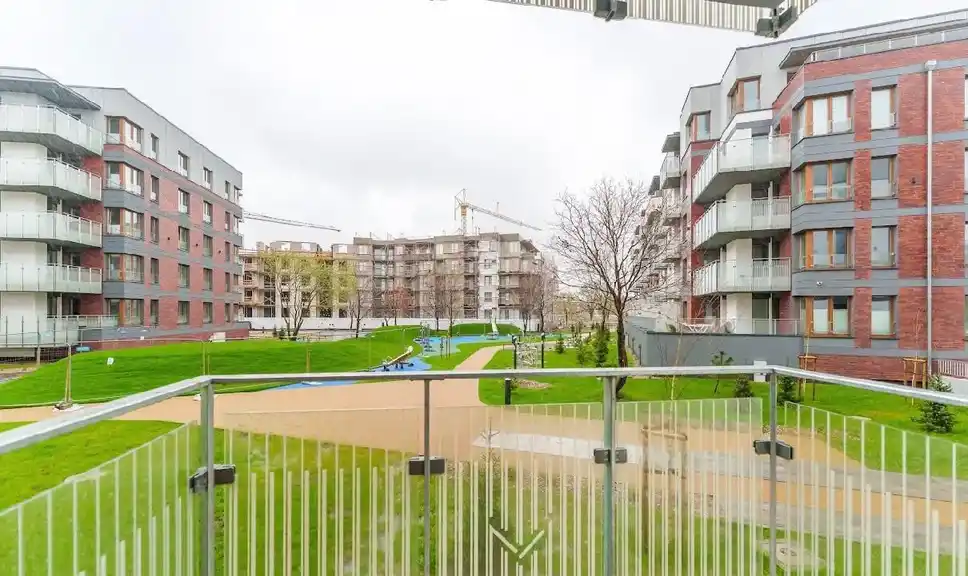 2-pokojowe mieszkanie z balkonem do zamieszkania - zdjęcie 6