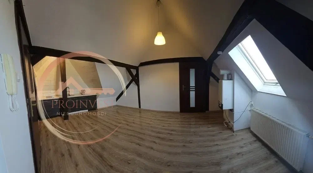 Nieumeblowane 2 pokoje, odświeżone, Śródmieście - zdjęcie 2