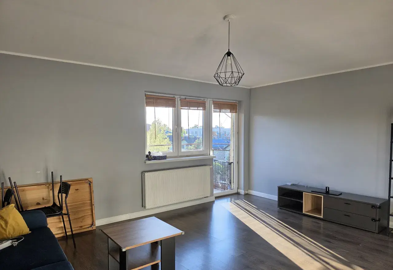 Jasne 60 m² z balkonem i widokiem na zieleń, 3 pokoje - zdjęcie 4