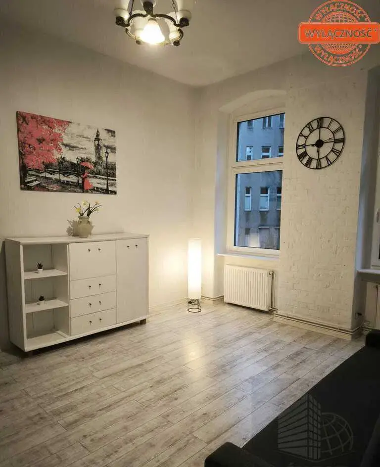 2 pokoje w centrum | Odświeżone | Niski czynsz - zdjęcie 2