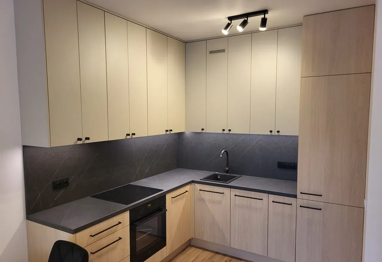 Ciche mieszkanie + garaż - 3900 PLN DO NEGOCJACJI - zdjęcie 6