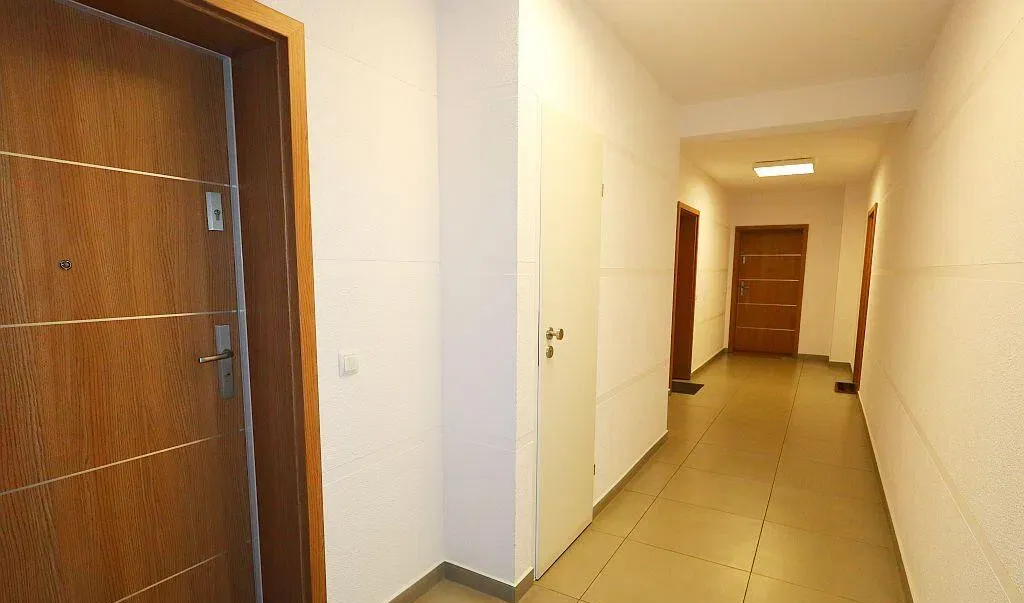 Nowoczesna kawalerka na Jagiellońskiej. - zdjęcie 10
