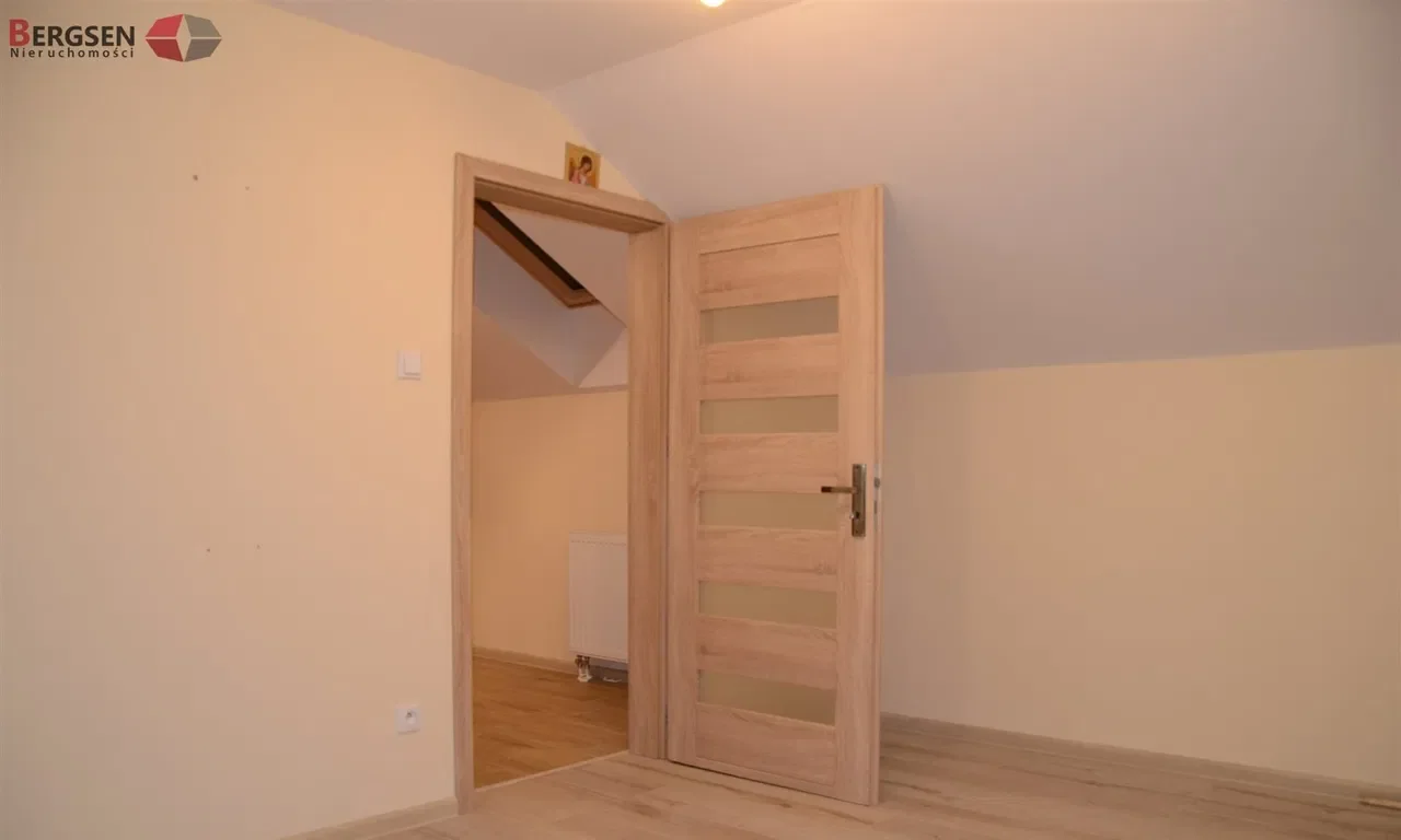 Nowoczesny dom bliźniak z ogrodem i garażem w Smolcu - zdjęcie 6