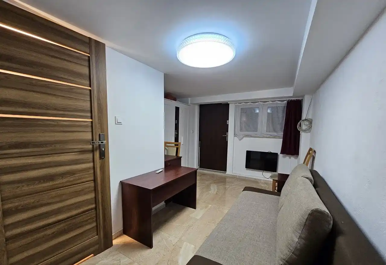 Kawalerka 20m2 1400+400+ prąd wolne od zaraz - zdjęcie 2