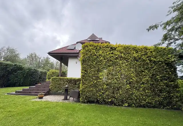 Prestiżowy, przestronny dom 290 m² po modernizacji z działką 850 m² – ul. Tatarkiewicza, Łódź - zdjęcie 2