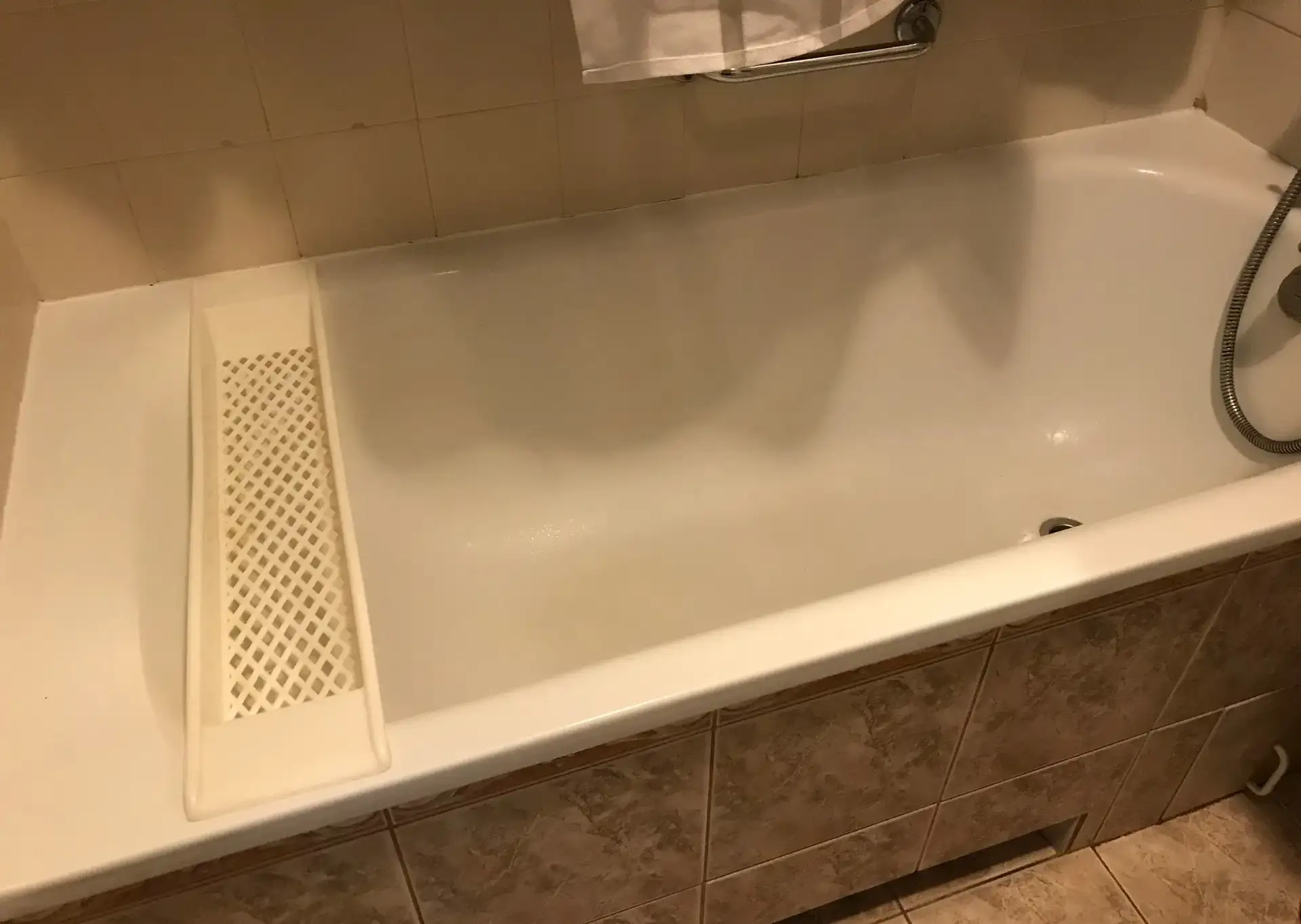 Mieszkanie do wynajęcia z balkonem i piwnicą - zdjęcie 7