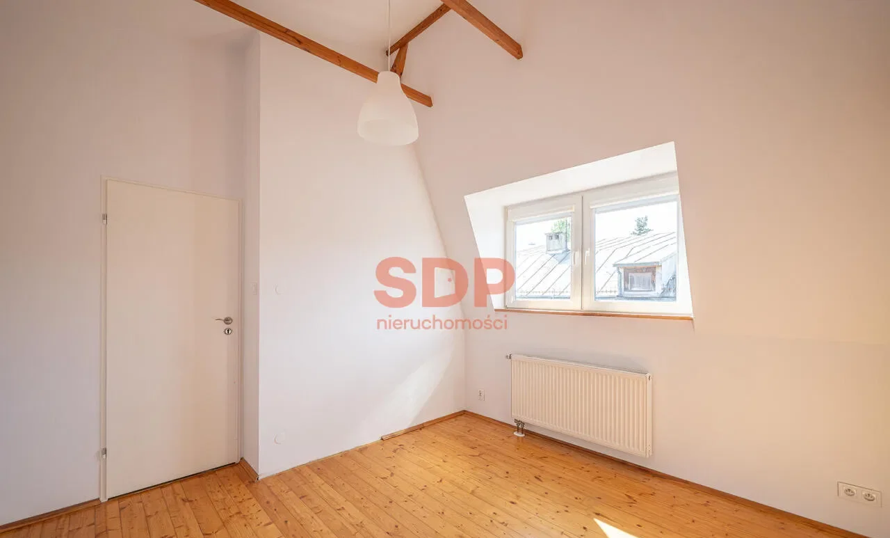 Nieruchomość 90 m² pod działalność na Wrocławskich Krzykach, Zapaśnicza - zdjęcie 2