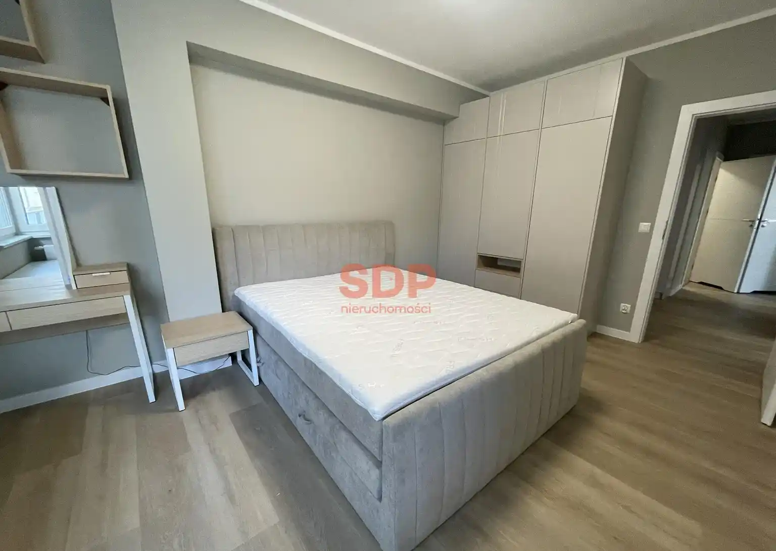 Przestronne 3 pokoje z balkonem i garażem – Wrocław, Krzyki (75m²) - zdjęcie 9