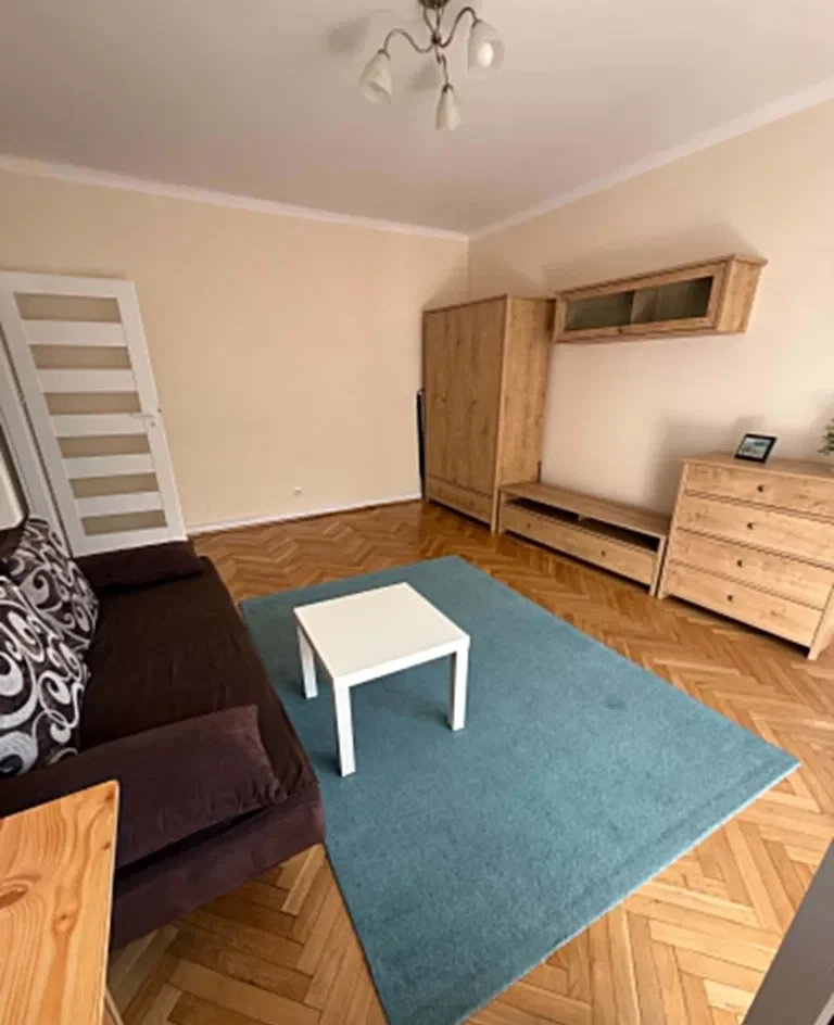 Duża kawalerka 37 m² na wynajem – Łódź/ Doły - zdjęcie 2