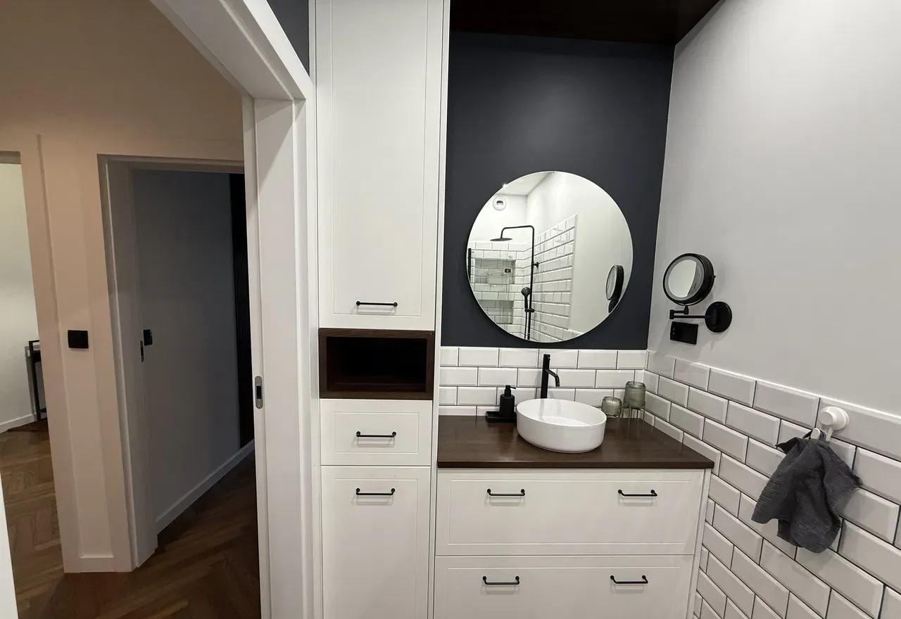 Przestronny apartament na Woli | 2 BALKONY| 2 ŁAZIENKI | KLIMATYZACJA - zdjęcie 10