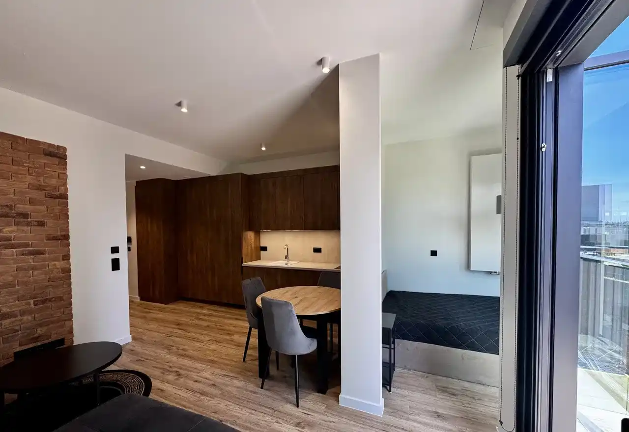 Nowe mieszkanie do wynajęcia | Balkon | Miejsce po - zdjęcie 4